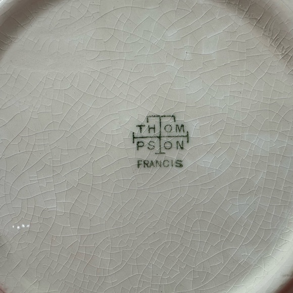 Vintage Thompson Pottery Co. 9” Fruit Design Porcelain Bowl - Picture 6 of 8